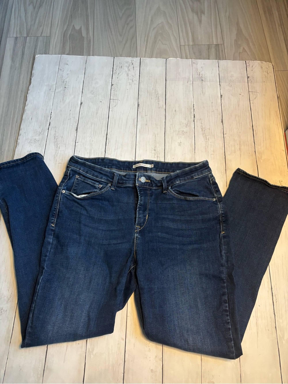 Levi's Women's Dark Blue Skinny Jeans